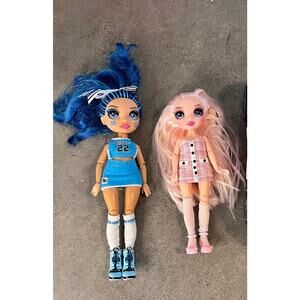 Rainbow High Junior Bella parker pink Skylar Bradshaw blue cheer bundle doll toy